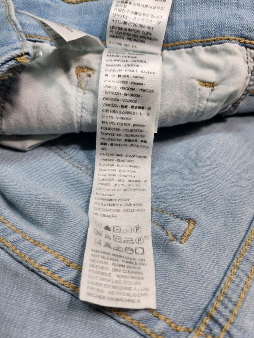 Levi's Womens Size 6 W 28 Mid Rise Bermuda Denim Jean blue Shorts Stretch NWT 03 - Picture 9 of 9